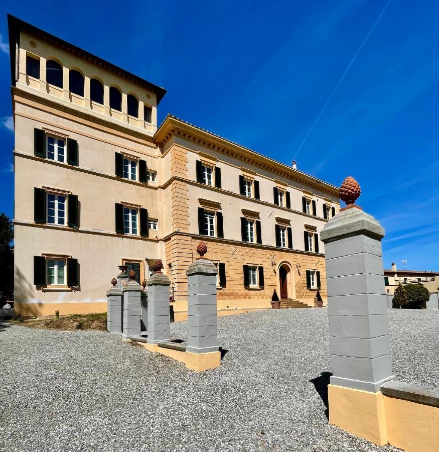 Villa Conti Fauglia ภายนอก รูปภาพ