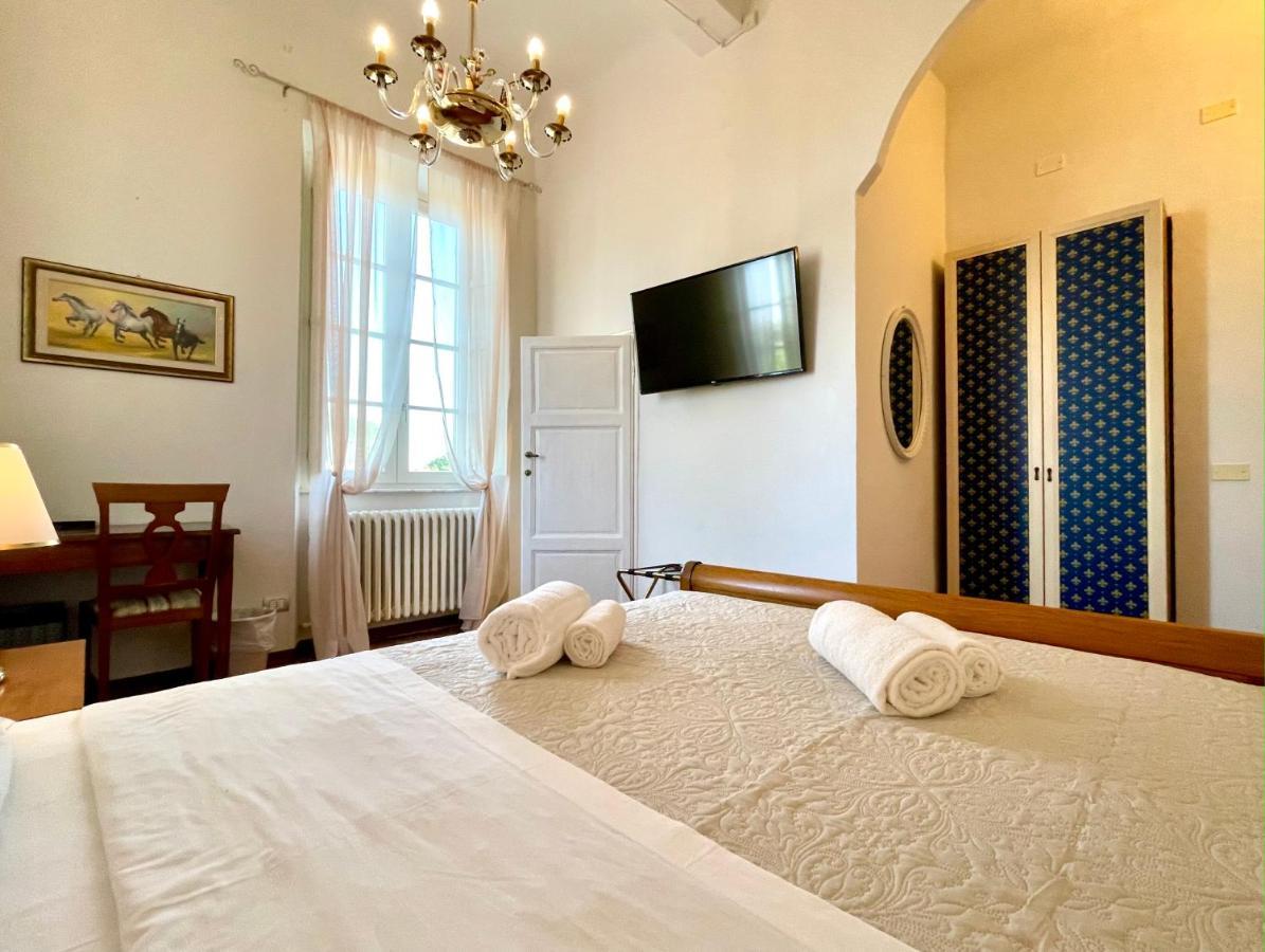 Villa Conti Fauglia ภายนอก รูปภาพ