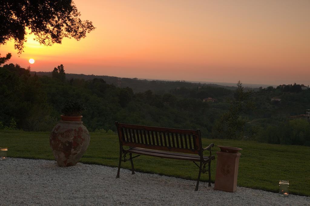 Villa Conti Fauglia ภายนอก รูปภาพ
